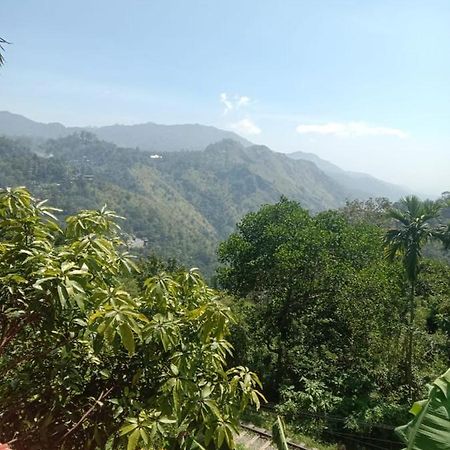 Charming View Homestay Ella Esterno foto