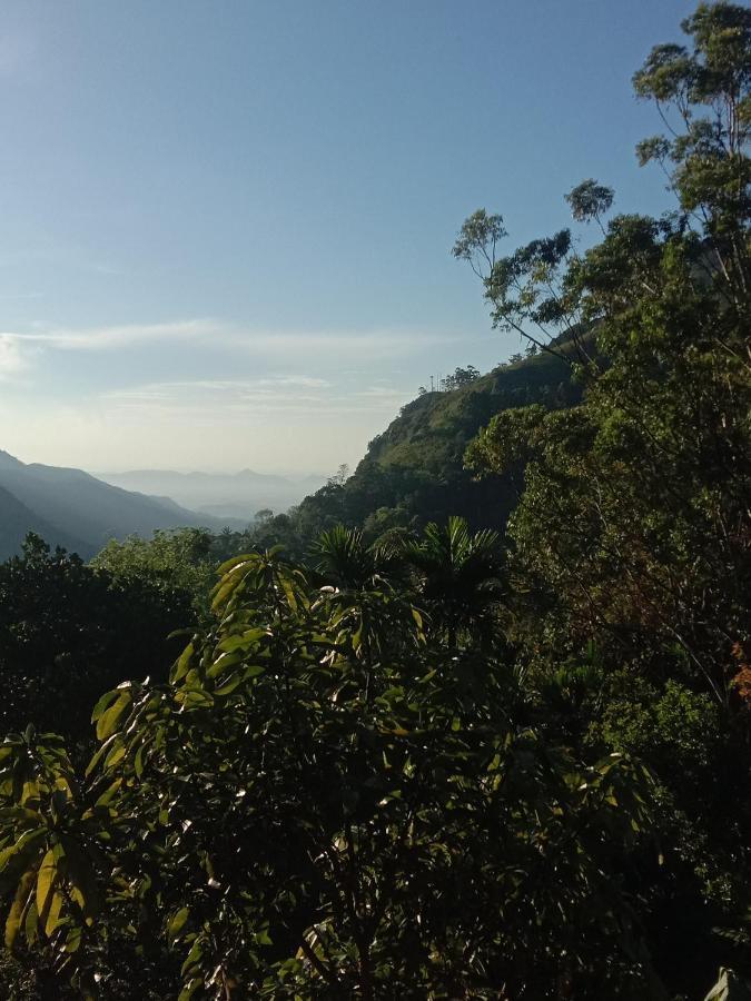 Charming View Homestay Ella Esterno foto