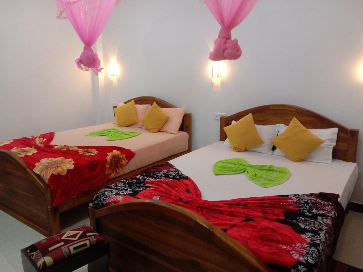 Charming View Homestay Ella Esterno foto