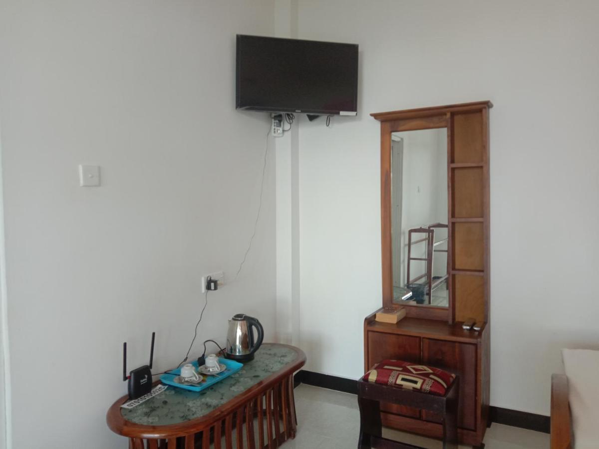 Charming View Homestay Ella Esterno foto