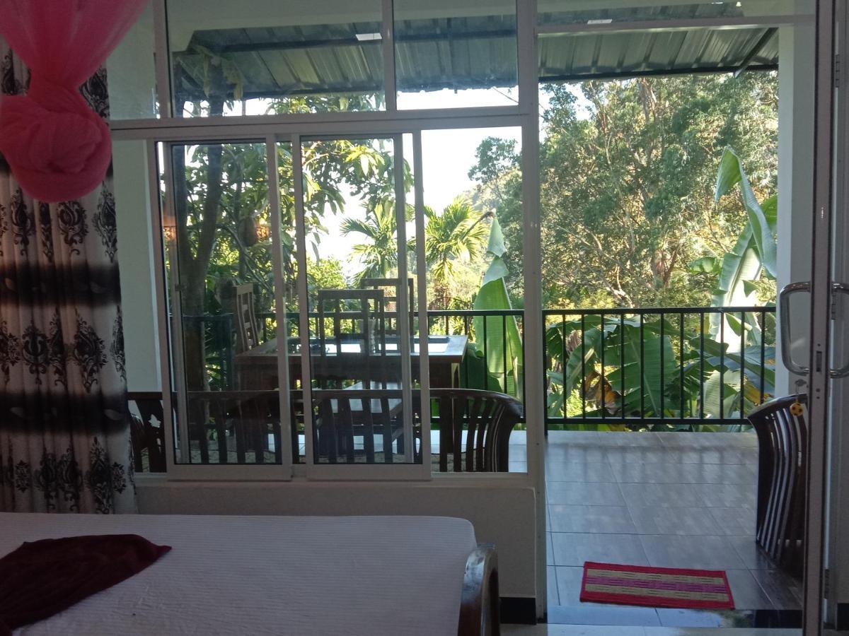 Charming View Homestay Ella Esterno foto